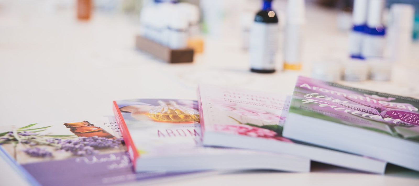 Aromatherapie Fachliteratur und Aromakarten